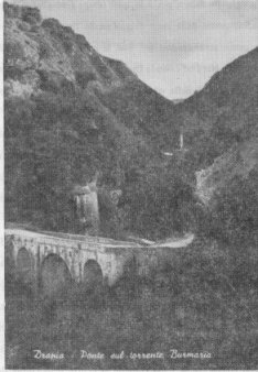 Drapia. Ponte sul torrente Burmaria