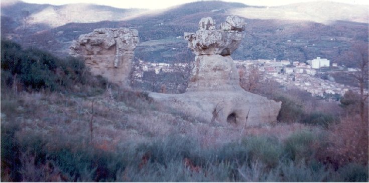Campana. Incavallicata - Giganti di pietra