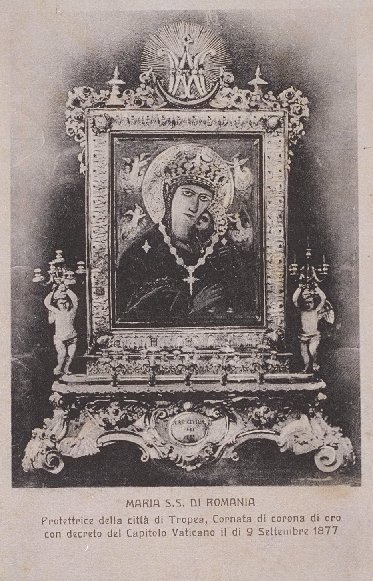 Il Quadro della Madonna di Romania nella teca d'argento  pronto per la processione
