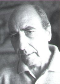 Il pittore e scultore Melo Tedesco